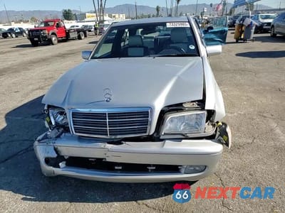 Zdjęcie 13 z 13 samochodu: 1998 MERCEDES-BENZ C 43 VIN:WDBHA33GXWF705001 - miniatura