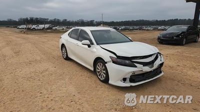 Zdjęcie 14 z 14 samochodu: 2018 TOYOTA CAMRY L VIN:JTNB11HK3J3029991 - miniatura