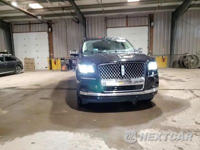 Zdjęcie 11 z 17 samochodu: 2022 LINCOLN NAVIGATOR L BLACK LABEL VIN:5LMJJ3TT1NEL17054 - miniatura