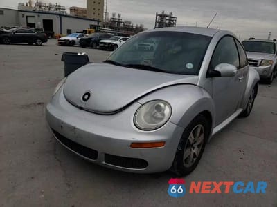 Zdjęcie 11 z 14 samochodu: 2006 VOLKSWAGEN NEW BEETLE 2.5L VIN:3VWPW31C56M422212 - miniatura