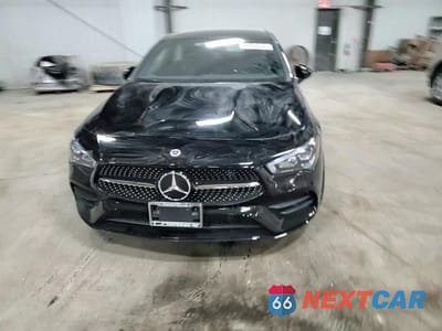 Zdjęcie 13 z 13 samochodu: 2023 MERCEDES-BENZ CLA 250 4MATIC VIN:W1K5J4HB1PN415668 - miniatura