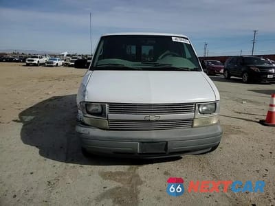 Zdjęcie 11 z 15 samochodu: 2000 CHEVROLET ASTRO VIN:1GCDM19W0YB180843 - miniatura