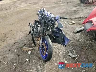 Zdjęcie 9 z 9 samochodu: 2024 YAMAHA YZFR3 A VIN:MH3RH18Y0RK016072 - miniatura