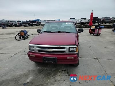 Zdjęcie 11 z 14 samochodu: 1996 CHEVROLET S TRUCK S10 VIN:1GCCS1446TK203056 - miniatura