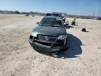 Zdjęcie 11 z 14 samochodu: 2004 VOLKSWAGEN PASSAT GLX VIN:WVWRH63B14P159655 - miniatura
