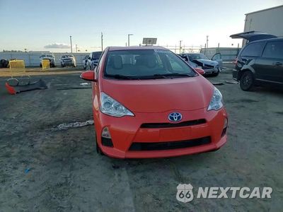 Zdjęcie 11 z 15 samochodu: 2013 TOYOTA PRIUS C VIN:JTDKDTB39D1042771 - miniatura