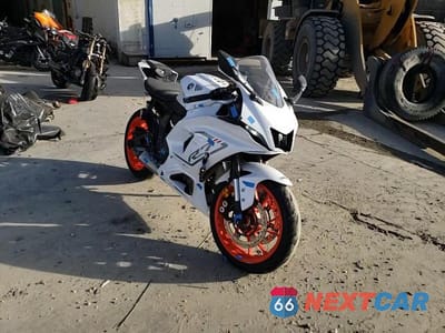 Zdjęcie 10 z 10 samochodu: 2023 YAMAHA YZFR7 VIN:JYARM38E4PA008907 - miniatura