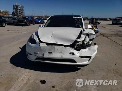 Zdjęcie 11 z 16 samochodu: 2023 TESLA MODEL Y VIN:7SAYGAEE0PF686760 - miniatura