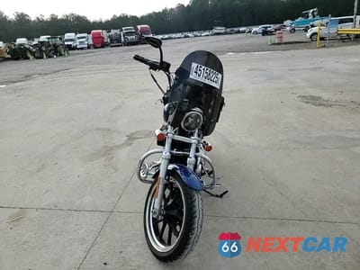 Zdjęcie 10 z 10 samochodu: 2017 HARLEY-DAVIDSON XL883 SUPERLOW VIN:1HD4CR21XHC443526 - miniatura