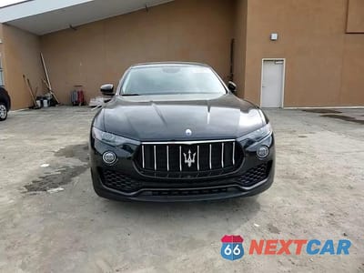 Zdjęcie 10 z 14 samochodu: 2017 MASERATI LEVANTE VIN:ZN661XUA4HX256596 - miniatura