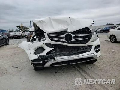 Zdjęcie 11 z 15 samochodu: 2019 MERCEDES-BENZ GLE 400 4MATIC VIN:4JGDA5GBXKB216198 - miniatura