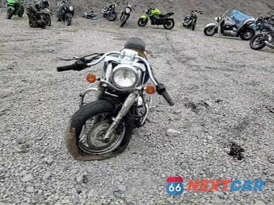 Zdjęcie 10 z 10 samochodu: 2011 KAWASAKI VN900 D VIN:JKAVN2D11BA042030 - miniatura