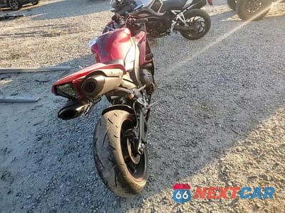 Zdjęcie 10 z 10 samochodu: 2007 YAMAHA YZFR1 VIN:JYARN20E67A000407 - miniatura