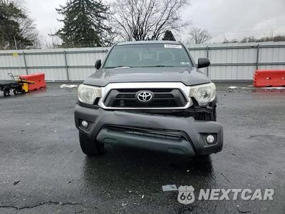 Zdjęcie 11 z 14 samochodu: 2013 TOYOTA TACOMA DOUBLE CAB VIN:3TMLU4EN4DM114521 - miniatura