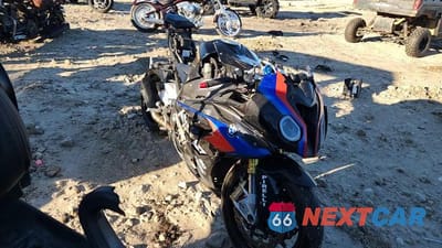 Zdjęcie 10 z 10 samochodu: 2013 BMW S 1000 RR VIN:WB1053408DZL18105 - miniatura