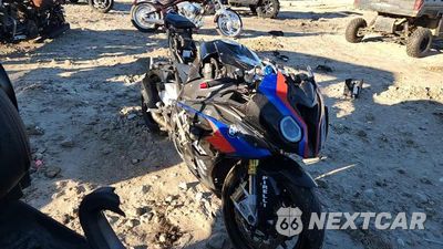 Zdjęcie 10 z 10 samochodu: 2013 BMW S 1000 RR VIN:WB1053408DZL18105 - miniatura
