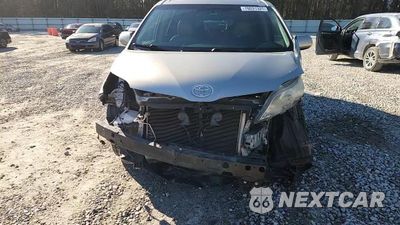 Zdjęcie 13 z 13 samochodu: 2016 TOYOTA SIENNA XLE VIN:5TDYK3DCXGS750631 - miniatura