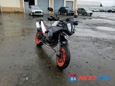 Zdjęcie 10 z 10 samochodu: 2024 KTM 890 ADVENTURE VIN:VBKTS6403RM879292 - miniatura