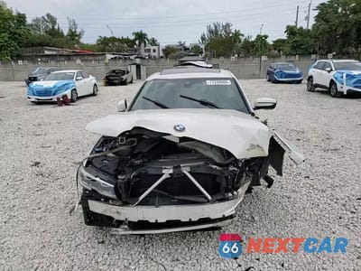 Zdjęcie 14 z 14 samochodu: 2020 BMW 330I VIN:3MW5R1J05L8B14034 - miniatura