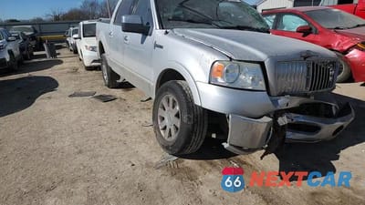 Zdjęcie 13 z 13 samochodu: 2006 LINCOLN TOWNHOUSE MARK LT VIN:5LTPW18536FJ13057 - miniatura