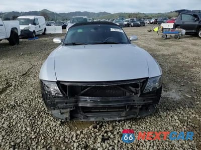 Zdjęcie 14 z 14 samochodu: 2005 BMW Z4 3.0 VIN:4USBT53595LU09733 - miniatura