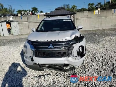 Zdjęcie 15 z 15 samochodu: 2022 MITSUBISHI OUTLANDER SEL VIN:JA4J3VA88NZ084045 - miniatura