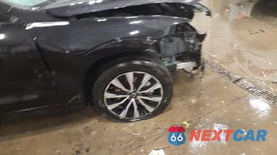 Zdjęcie 14 z 14 samochodu: 2025 VOLVO XC60 PLUS VIN:YV4M12RC1S1166075 - miniatura