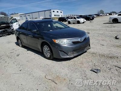 Zdjęcie 14 z 14 samochodu: 2014 TOYOTA CAMRY L VIN:4T4BF1FK7ER432754 - miniatura