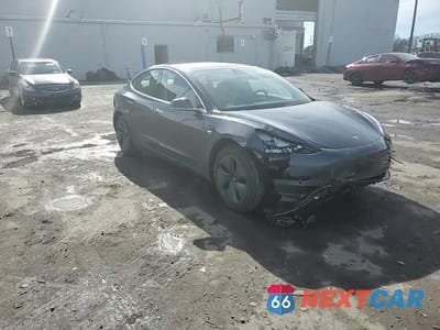 Zdjęcie 13 z 13 samochodu: 2019 TESLA MODEL 3 VIN:5YJ3E1EA0KF407410 - miniatura
