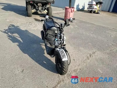 Zdjęcie 9 z 9 samochodu: 2024 HONDA NPS50 VIN:JH2AF5814RK203981 - miniatura