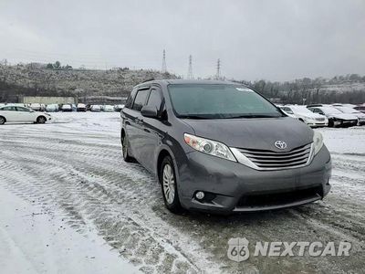 Zdjęcie 14 z 14 samochodu: 2015 TOYOTA SIENNA XLE PREMIUM 8-PASSENGER VIN:5TDYK3DC1FS650514 - miniatura