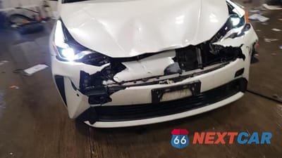 Zdjęcie 13 z 13 samochodu: 2019 TOYOTA PRIUS XLE VIN:JTDKARFU6K3096237 - miniatura