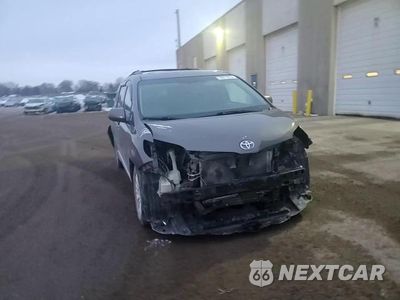 Zdjęcie 15 z 15 samochodu: 2015 TOYOTA SIENNA XLE VIN:5TDYK3DC4FS552951 - miniatura