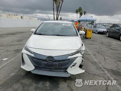 Zdjęcie 13 z 13 samochodu: 2018 TOYOTA PRIUS PRIME VIN:JTDKARFP4J3068641 - miniatura