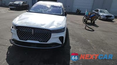 Zdjęcie 14 z 14 samochodu: 2024 LINCOLN NAUTILUS PREMIERE VIN:5LMPJ8J41RJ840767 - miniatura