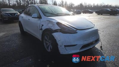 Zdjęcie 14 z 14 samochodu: 2023 TESLA MODEL Y VIN:7SAYGDEE3PA193119 - miniatura