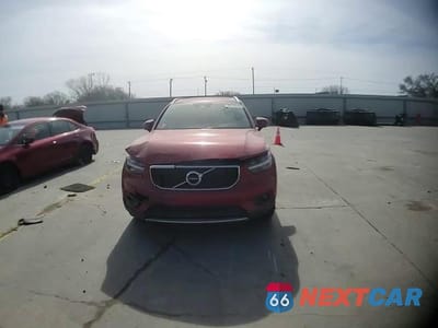Zdjęcie 14 z 14 samochodu: 2021 VOLVO XC40 T5 MOMENTUM VIN:YV4162UK8M2419697 - miniatura