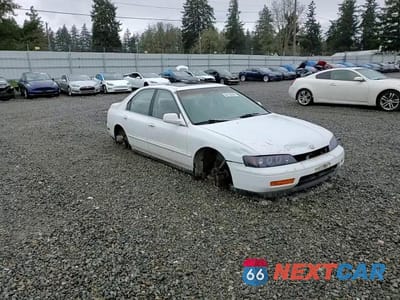 Zdjęcie 12 z 14 samochodu: 1994 HONDA ACCORD EX VIN:JHMCD5653RC043615 - miniatura