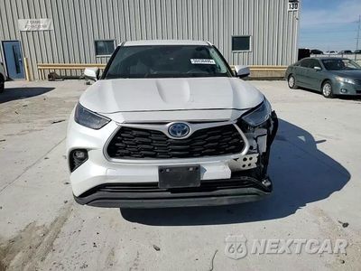 Zdjęcie 12 z 17 samochodu: 2023 TOYOTA HIGHLANDER HYBRID LE VIN:5TDBBRCH5PS133532 - miniatura