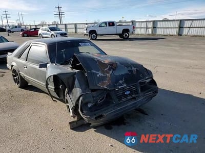 Zdjęcie 11 z 14 samochodu: 1983 FORD MUSTANG VIN:1FABP28FXDF146357 - miniatura