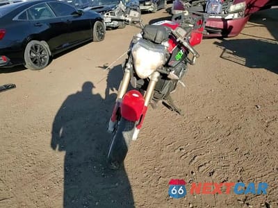 Zdjęcie 10 z 10 samochodu: 2015 APRILIA SHIVER 750 VIN:ZD4RAC01XFS000958 - miniatura