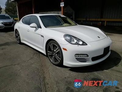Zdjęcie 10 z 14 samochodu: 2012 PORSCHE PANAMERA 2 VIN:WP0AA2A78CL070695 - miniatura