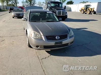 Zdjęcie 11 z 14 samochodu: 2005 NISSAN ALTIMA S VIN:1N4AL11D05N427083 - miniatura