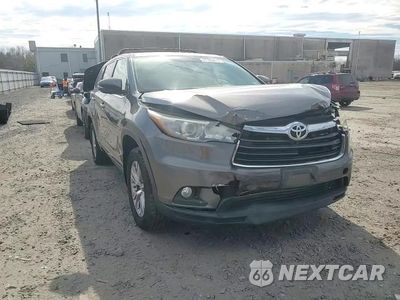 Zdjęcie 11 z 15 samochodu: 2015 TOYOTA HIGHLANDER LE VIN:5TDBKRFH6FS174052 - miniatura