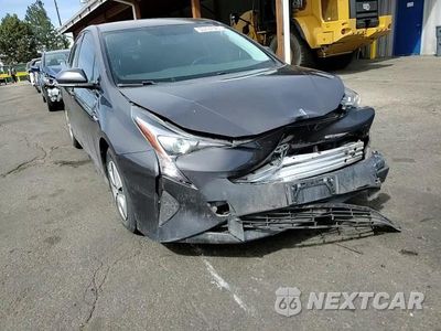 Zdjęcie 11 z 14 samochodu: 2016 TOYOTA PRIUS VIN:JTDKARFU9G3515673 - miniatura