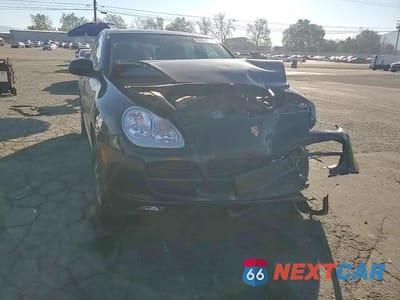 Zdjęcie 11 z 15 samochodu: 2006 PORSCHE CAYENNE VIN:WP1AA29P06LA28464 - miniatura