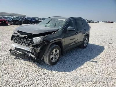 Zdjęcie 11 z 16 samochodu: 2020 TOYOTA RAV4 XLE VIN:2T3P1RFV3LW112620 - miniatura