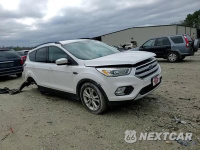 Zdjęcie 12 z 15 samochodu: 2017 FORD ESCAPE SE VIN:1FMCU0GD6HUD69066 - miniatura