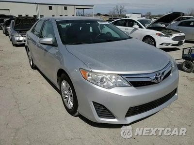 Zdjęcie 10 z 14 samochodu: 2012 TOYOTA CAMRY BASE VIN:4T4BF1FK5CR271981 - miniatura