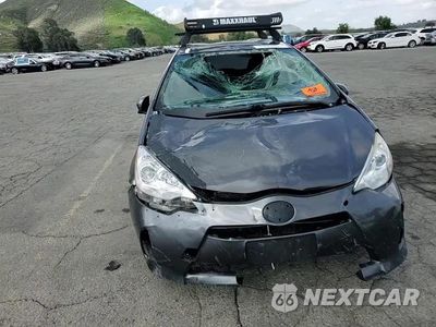 Zdjęcie 11 z 13 samochodu: 2014 TOYOTA PRIUS C VIN:JTDKDTB34E1083858 - miniatura